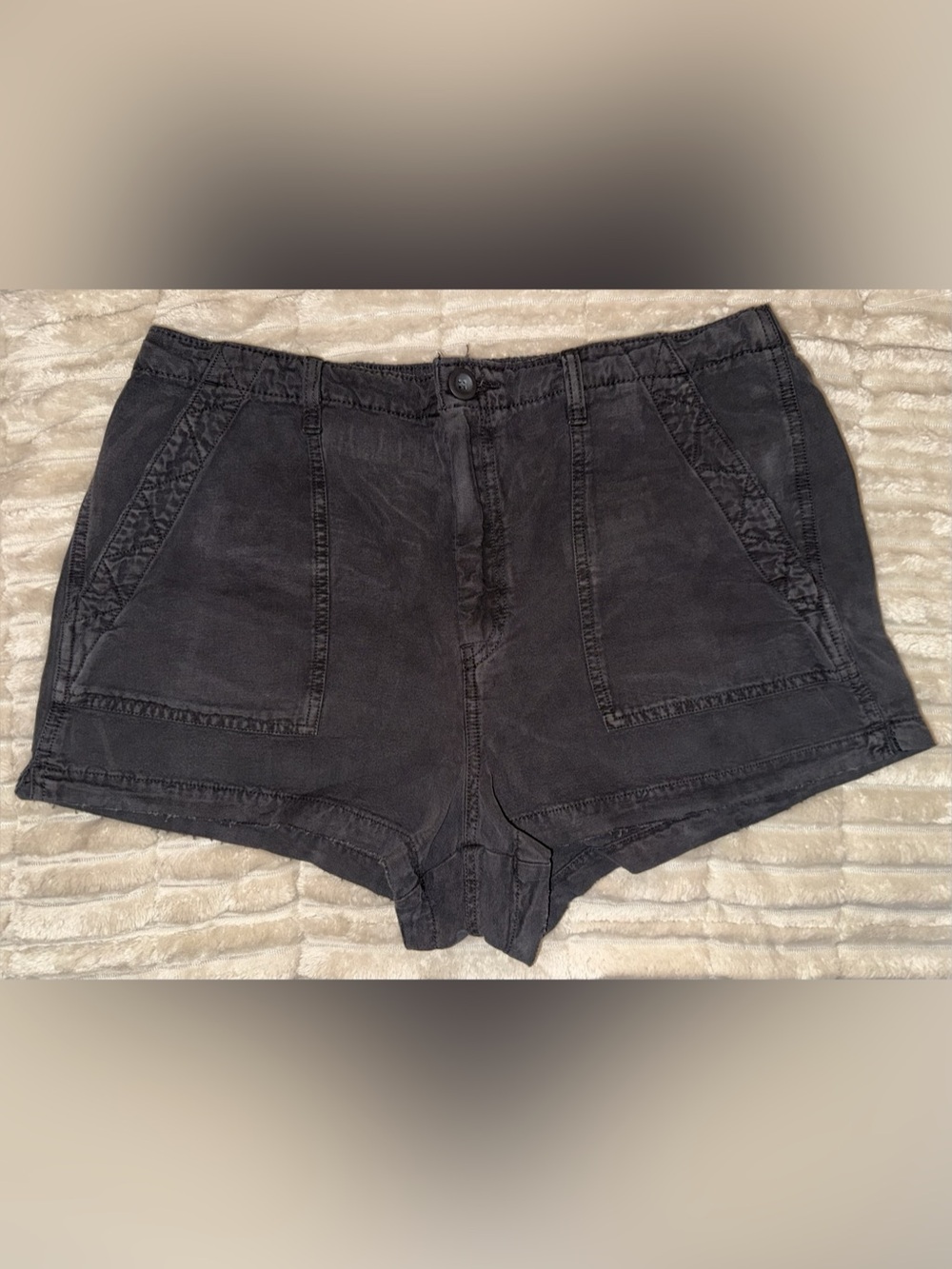 Aerie Stretch Waist Cargo Shorts in Black Size Large